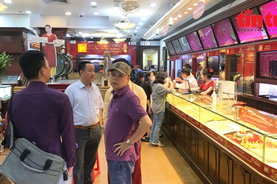 Giá vàng chiều nay 26/8/2025: Tăng đạt kỷ lục 128 triệu đồng