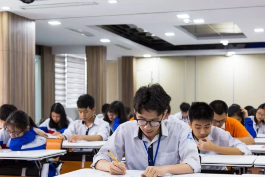 Bùng nổ xét tuyển IELTS: Chuyên gia chỉ ra thách thức và bài toán ‘chảy máu ngoại tệ’