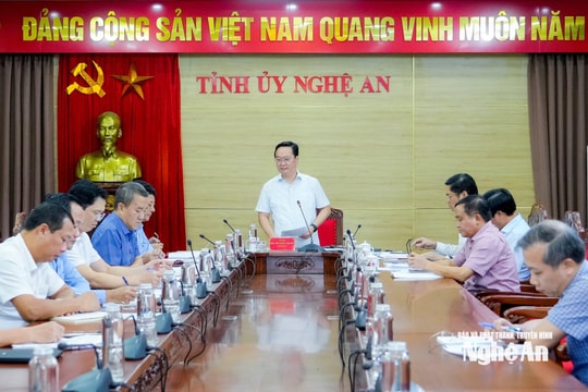 Bí thư Tỉnh ủy Nguyễn Đức Trung đề nghị tập trung khắc phục nhanh hậu quả do bão số 5 gây ra