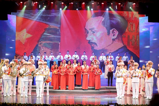 Nghệ thuật chính luận và vai trò kiến tạo không gian phát triển văn hóa