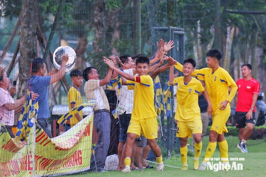 Hòa với U17 Hà Nội, U17 Sông Lam Nghệ An rộng cửa vào tứ kết Giải U17 Quốc gia 2025