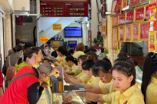 Giá vàng hôm nay 29/8: Giá vàng miếng, vàng nhẫn tăng liên tiếp phá kỷ lục, vàng thế giới tăng mạnh