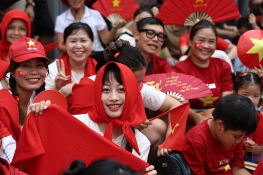 Trực tiếp 30/8: Tổng duyệt diễu binh, diễu hành kỷ niệm 80 năm Quốc khánh 2/9/2025