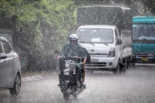 Dự báo thời tiết Nghệ An ngày 30/8: Mưa to trên diện rộng, ven biển có gió giật mạnh