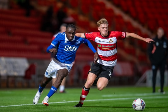 Nhận định, dự đoán Doncaster vs Everton U21: Sân nhà hóa tử địa