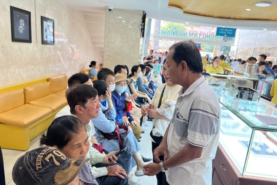 Giá vàng hôm nay 4/9/2025: Giá vàng trong nước và thế giới dự báo đà tăng còn kéo dài