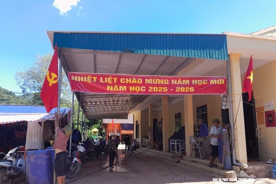 Trường vùng lũ Nghệ An chuẩn bị cho ngày khai giảng