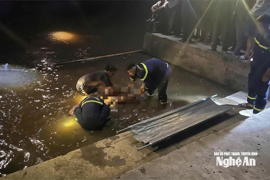 Phát hiện thi thể nam thanh niên đuối nước ở cầu Diễn Quảng