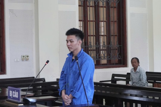 Tuyên án kẻ lừa đảo “việc nhẹ, lương cao”