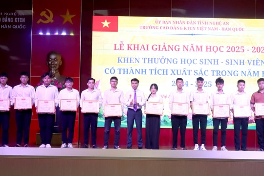 Năm học 2025 – 2026, Trường Cao đẳng Kỹ thuật Công nghiệp Việt Nam – Hàn Quốc có nhiều ngành học vượt chỉ tiêu tuyển sinh