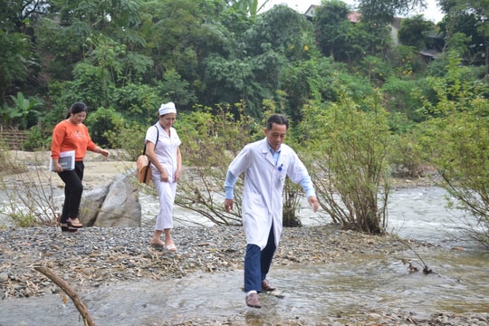 Nghệ An tổ chức rà soát luân phiên, luân chuyển, điều động nhân lực y tế về tuyến xã