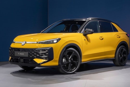 Volkswagen ra mắt xe hybrid thế hệ T-Roc hoàn toàn mới