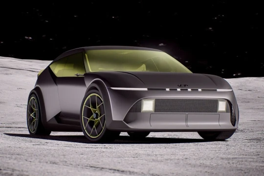 Xe điện Hyundai Concept Three mở đường cho Ioniq 3 ra mắt