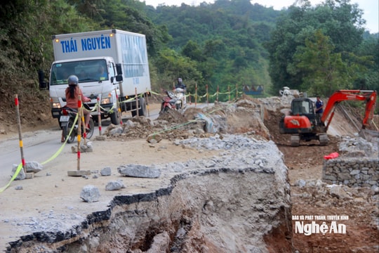 Cử tri mong muốn sớm hoàn thiện các khu tái định cư, ổn định sản xuất sau thiên tai