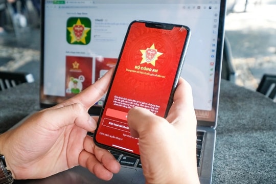 Thúc đẩy triển khai các giải pháp công nghệ phục vụ người dân, doanh nghiệp gắn với dữ liệu dân cư, định danh, xác thực điện tử