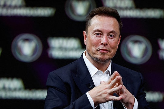 Elon Musk chi gần 1 tỷ USD mua thêm cổ phiếu Tesla