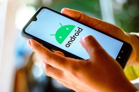 5 smartphone Android đủ sức cạnh tranh sòng phẳng với iPhone 17 Pro