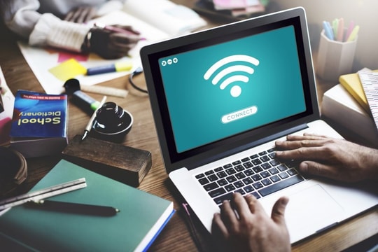 Cách bảo vệ laptop an toàn khi sử dụng mạng Wi-Fi công cộng