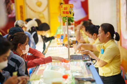 Giá vàng hôm nay 18/9/2025: Bảng giá vàng SJC DOJI PNJ, vàng thế giới