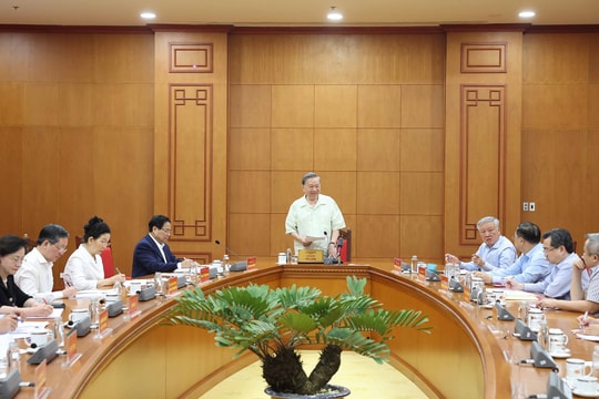 Tổng Bí thư: Sớm ban hành tiêu chuẩn, phân loại đơn vị hành chính