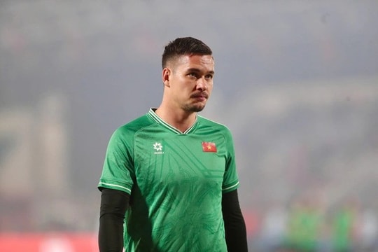 Thủ môn Nguyễn Filip chơi quá tệ; Haaland tạo cột mốc lịch sử ở Champions League