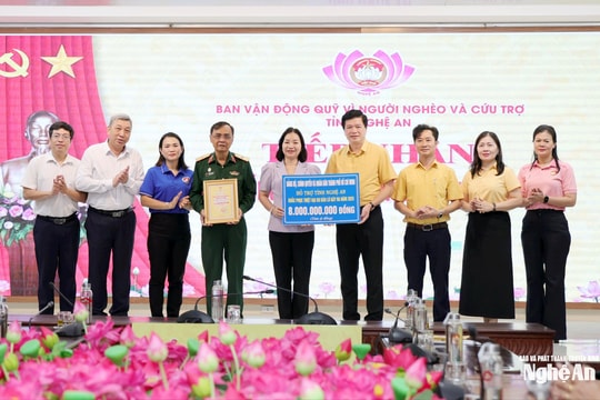 Thành phố Hồ Chí Minh hỗ trợ Nghệ An 8 tỷ đồng khắc phục hậu quả sau thiên tai