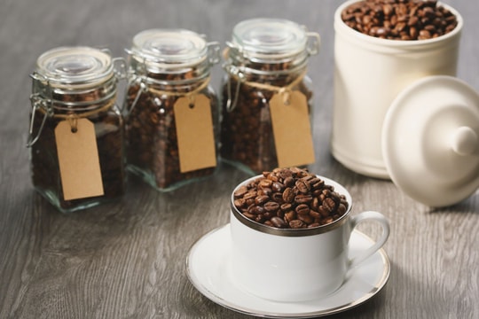 Giá cà phê hôm nay 20/9/2025: Đồng loạt giảm mạnh