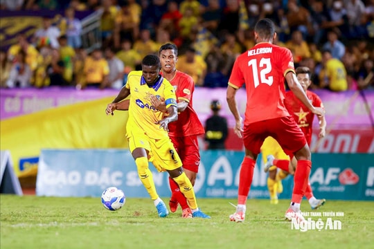 Derby xứ Nghệ: Sông Lam Nghệ An sẽ có 3 điểm trên sân Vinh?