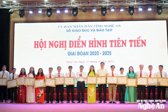 Ngành giáo dục Nghệ An biểu dương 87 tập thể và cá nhân điển hình tiên tiến