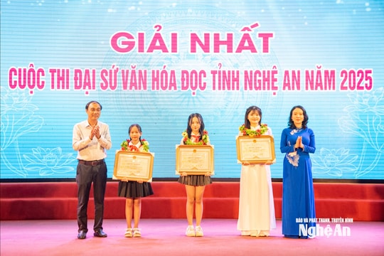 Tôn vinh những 'Đại sứ Văn hóa đọc' tỉnh Nghệ An năm 2025