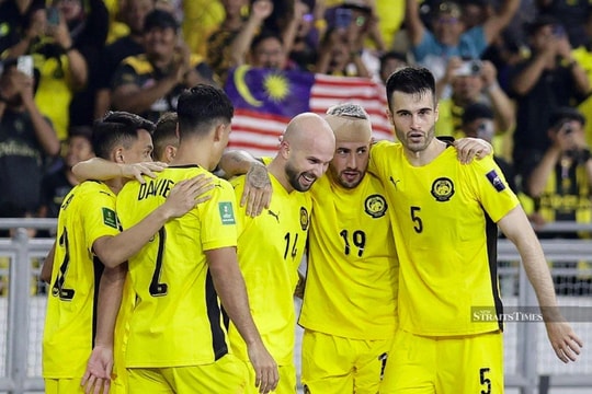 Malaysia 'đẩy' tuyển Việt Nam đi Asian Cup 2027, Thái Lan đắng lòng; Tuyển Thái Lan gặp nguy