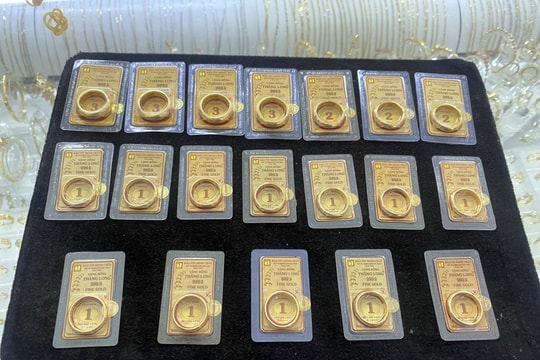 Giá vàng chiều nay 28/9/2025: Bảng giá vàng SJC DOJI PNJ, vàng thế giới