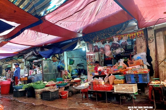 Nghệ An đóng cửa chợ, dừng kinh doanh để đảm bảo an toàn trước bão Bualoi