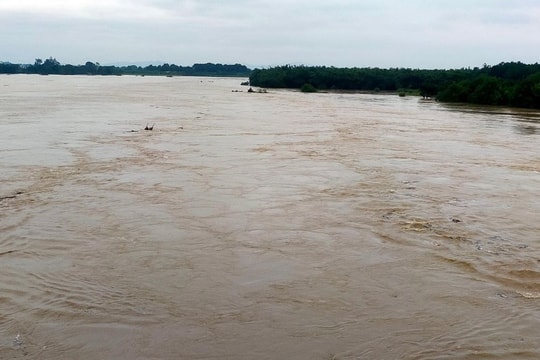 Tin lũ đặc biệt lớn trên sông Mã