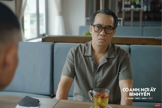 Link xem trực tiếp "Có anh, nơi ấy bình yên" tập 37: Công an ập phá sới bạc của Tiến