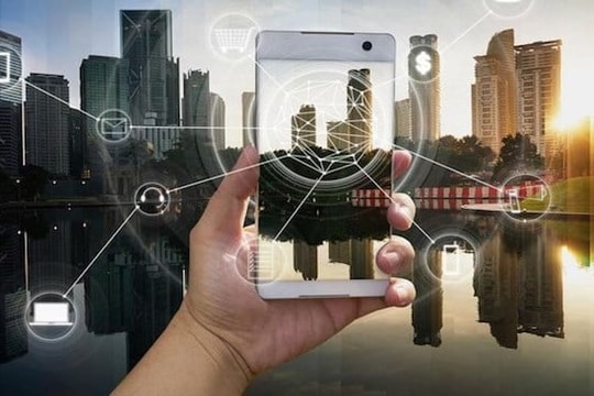 Thị trường 24h: Thí điểm BĐS online, kinh tế Việt Nam tăng trưởng mạnh