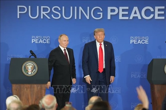 Tổng thống Putin chính thức phản hồi tuyên bố Nga là ‘hổ giấy’ của Tổng thống Trump