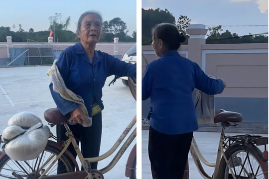 Nghệ An: Cụ bà đạp xe chở 20kg gạo đi hỗ trợ bà con vùng rốn lũ