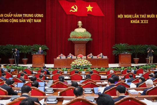 Thông cáo báo chí ngày làm việc thứ nhất Hội nghị Trung ương 13, khoá XIII