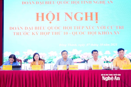 Đại biểu Quốc hội tiếp xúc cử tri xã Đông Thành