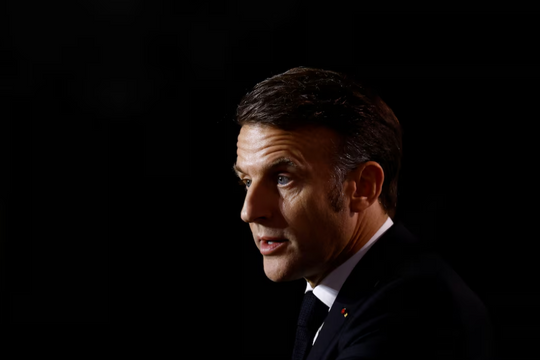 Politico: Khủng hoảng chính trị Pháp có nguy cơ làm suy yếu toàn bộ EU