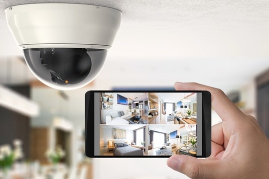 Tại sao các chuyên gia bảo mật khuyến cáo không nên lắp đặt camera an ninh trong nhà?