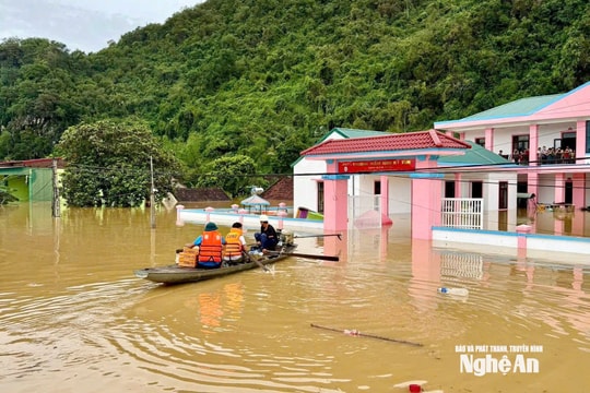 Vì sao các xã ở huyện Tân Kỳ cũ ngập dai dẳng sau bão số 10?