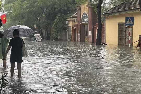 Hà Nội, Tây Bắc và Việt Bắc tiếp tục mưa vào sáng nay