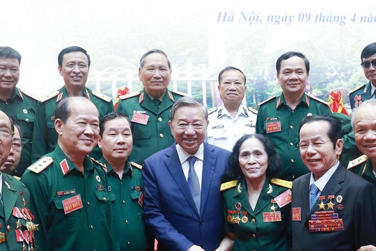 Bộ Chính trị: Có chế độ, chính sách BHXH, BHYT phù hợp với cựu chiến binh