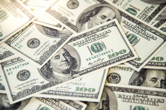 Tỷ giá USD ngày 8/10/2025: Ngân hàng giảm nhẹ