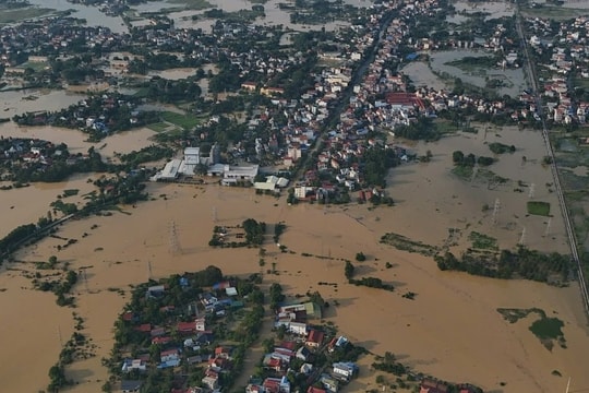 Hà Nội sẵn sàng di dời khẩn 30.000 người vì lũ