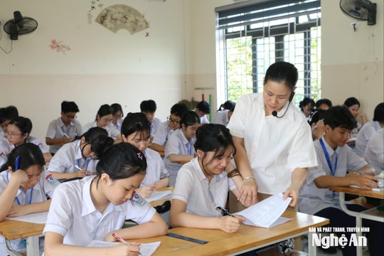 Infographic: Những thay đổi về tuổi nghỉ hưu của giáo viên