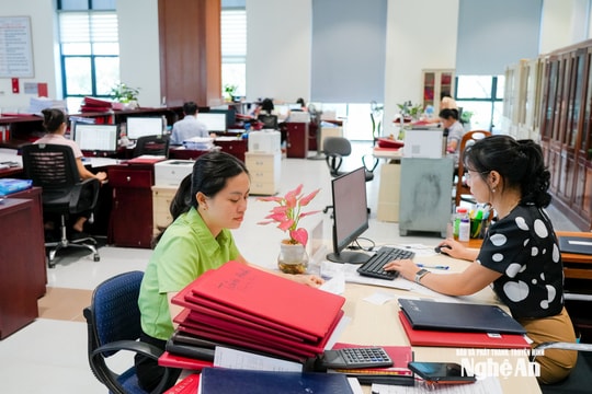 Nghệ An hoàn thành việc chi trả chế độ cho cán bộ nghỉ việc, nghỉ hưu trước tuổi theo Nghị định 178