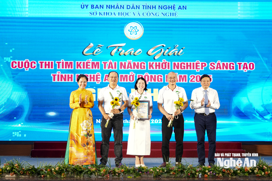 Nghệ An trao giải Techfest Open 2025 và phát động Cuộc thi “Tìm kiếm tài năng khởi nghiệp sáng tạo 2026”